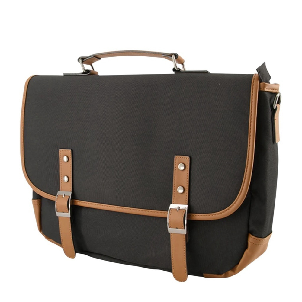 Ashbury NWT Black Sonder Messenger Bag